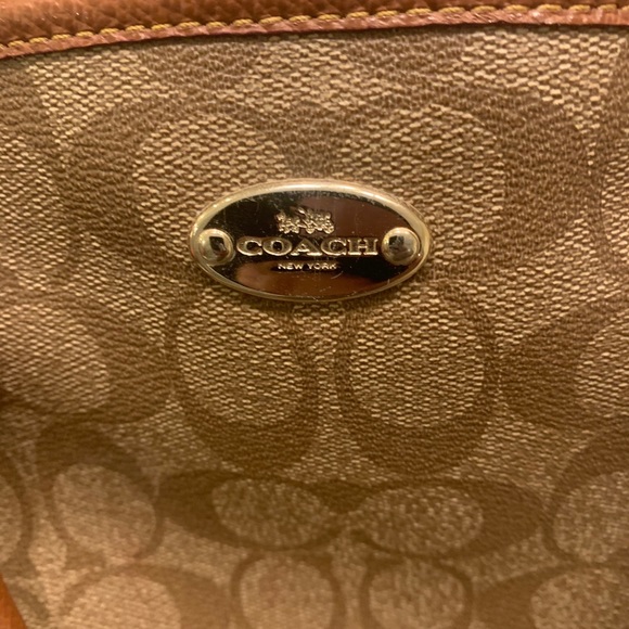 Coach handbag - Picture 2 of 4